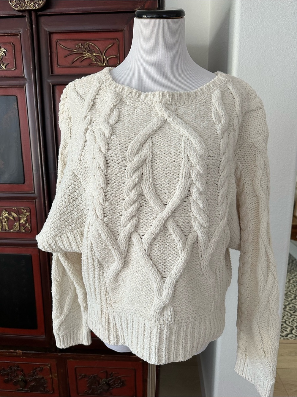 Anthropologie Sleeping on Snow Chunky Cable Crewneck Sweater in Cream